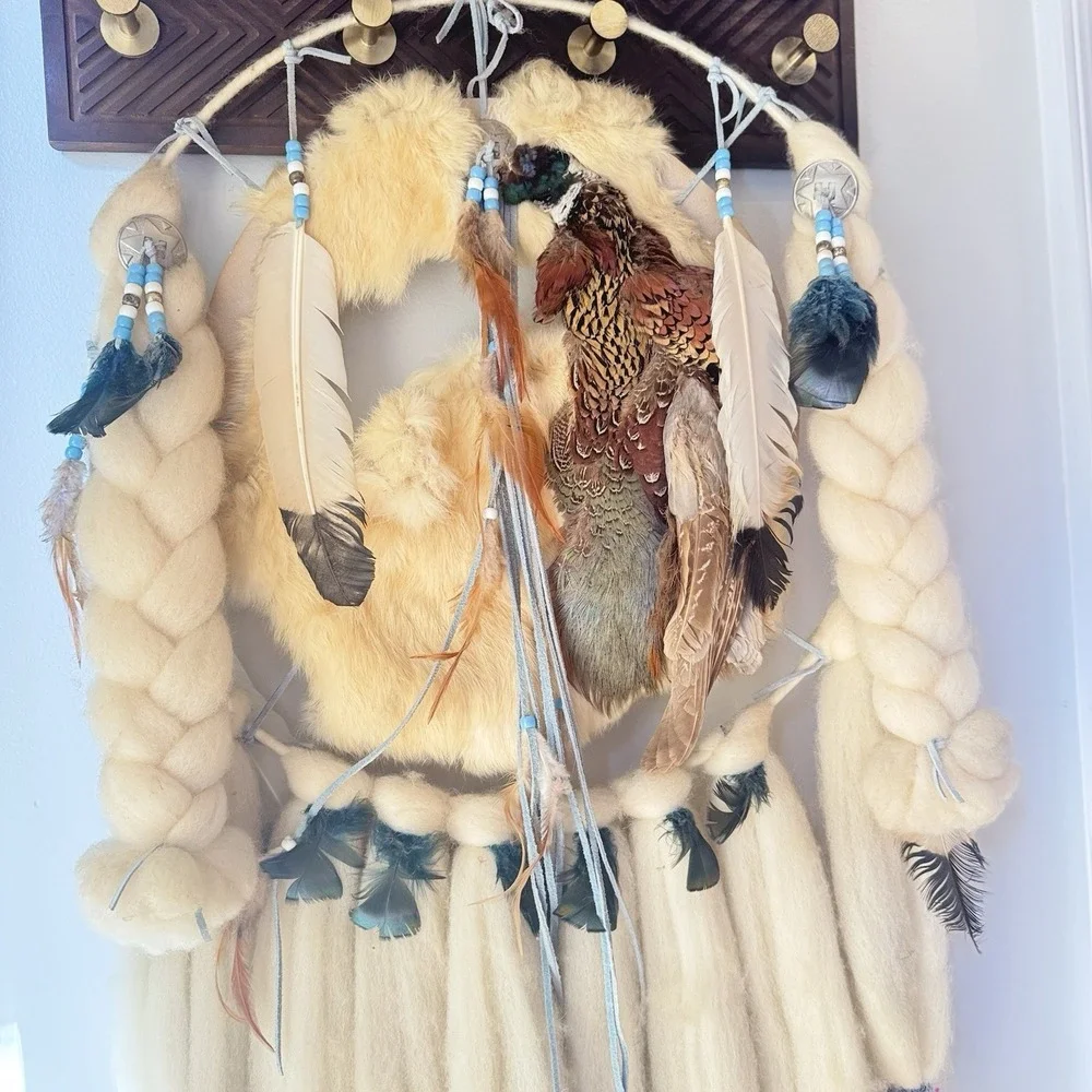Vintage‎ Native Large Dream Catcher Wall Hanging Fur Feathers 41